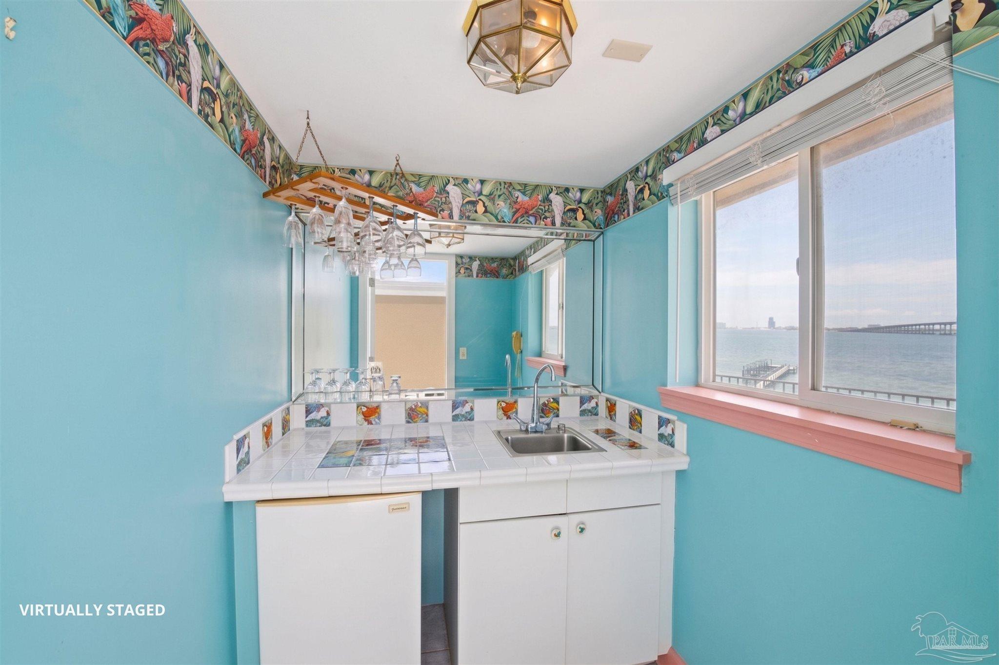 1189 Gulf Breeze Pkwy