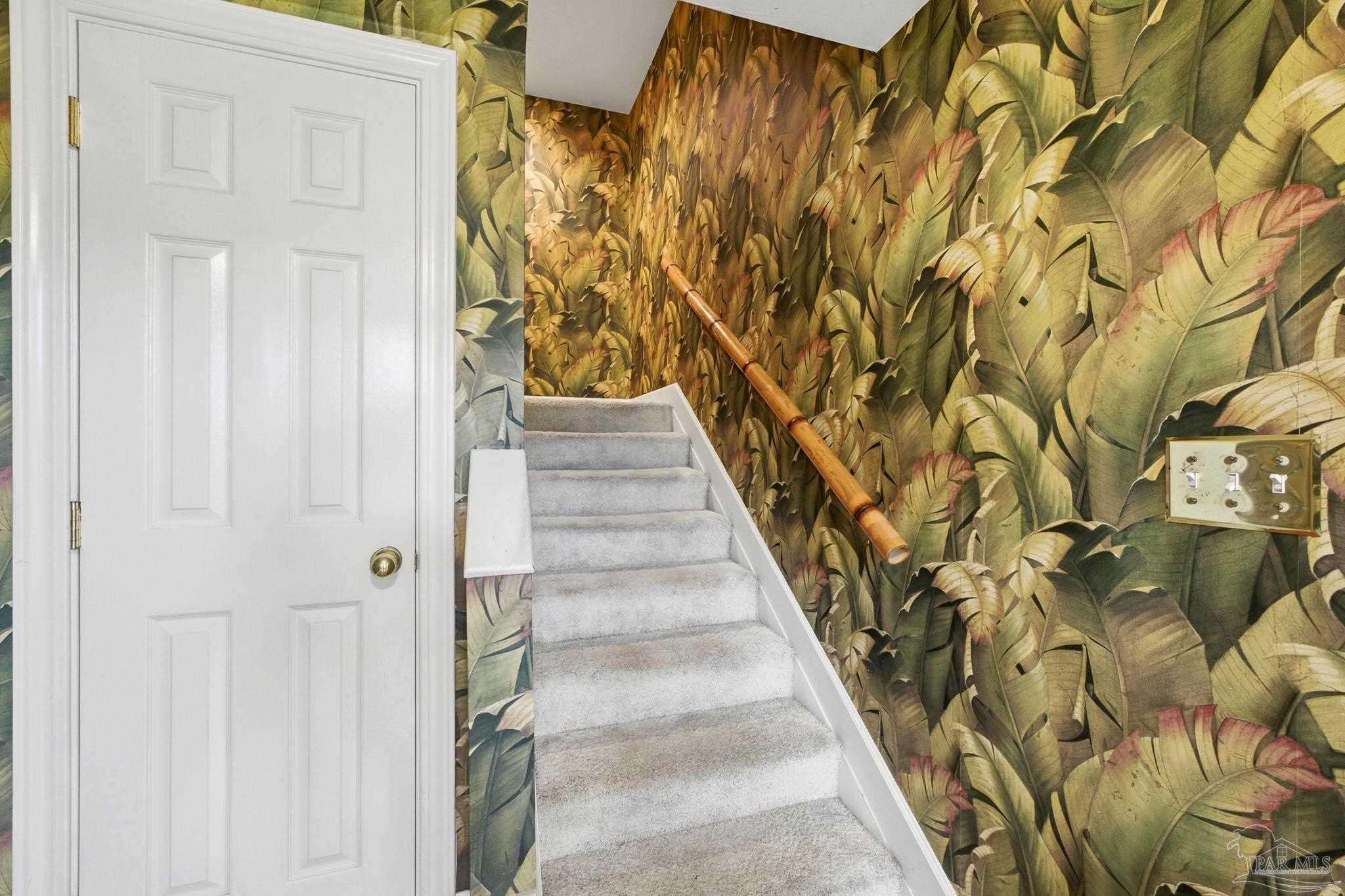 1189 Gulf Breeze Pkwy