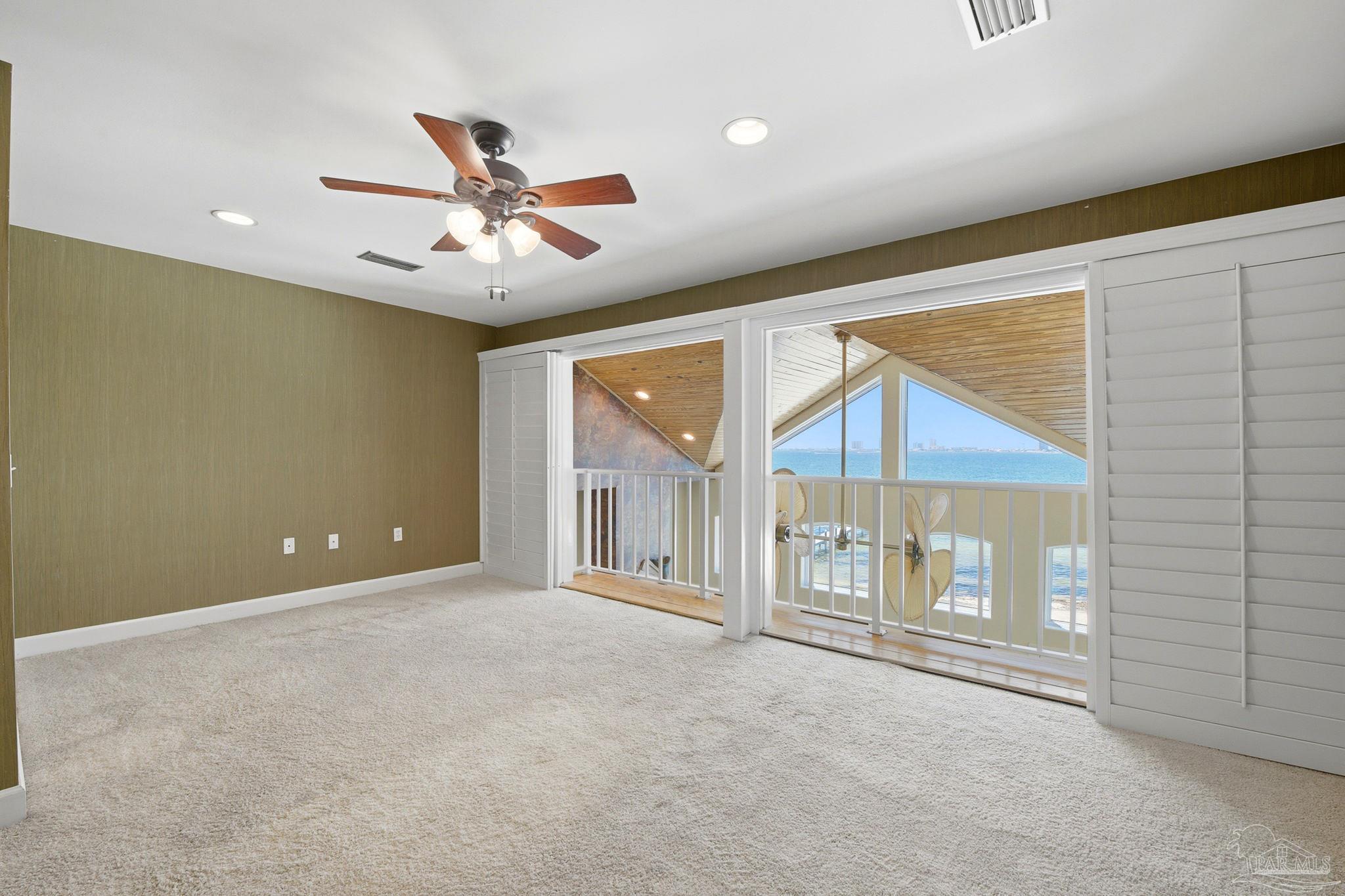 1189 Gulf Breeze Pkwy