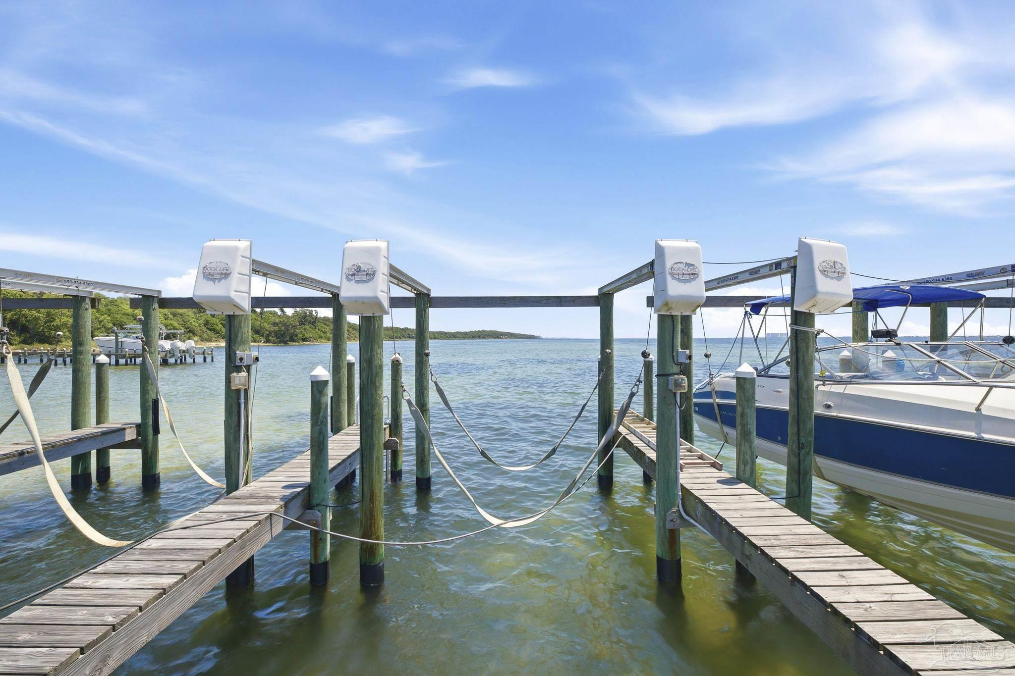 1189 Gulf Breeze Pkwy