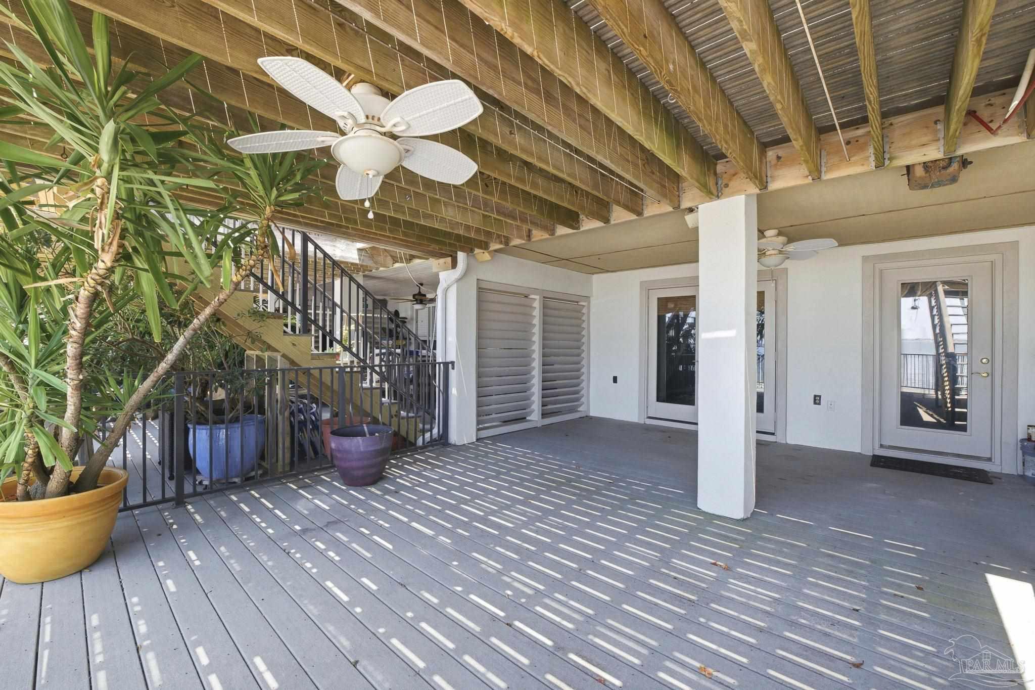 1189 Gulf Breeze Pkwy