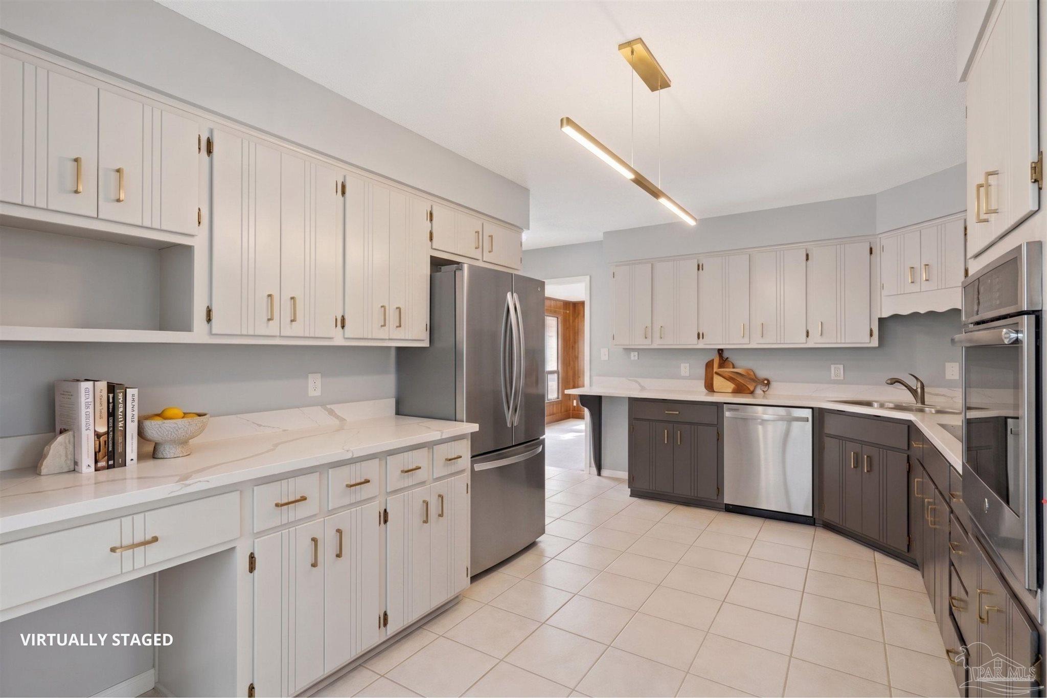 702 Southern Ct