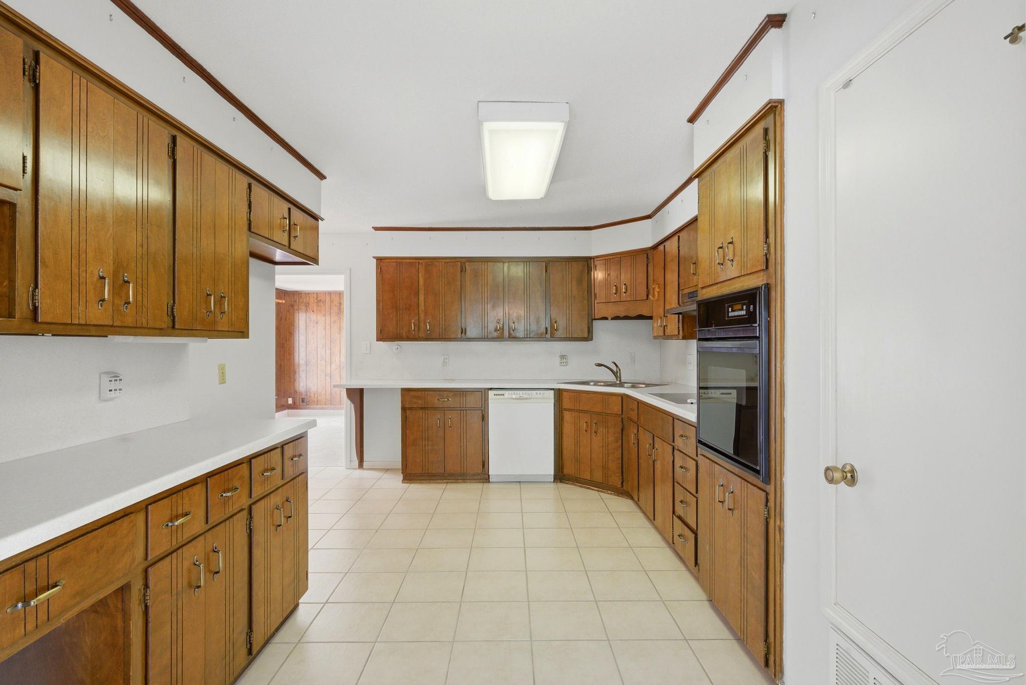702 Southern Ct