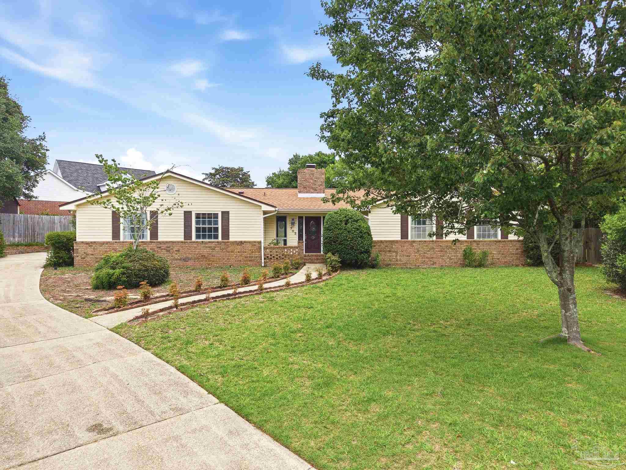 702 Southern Ct