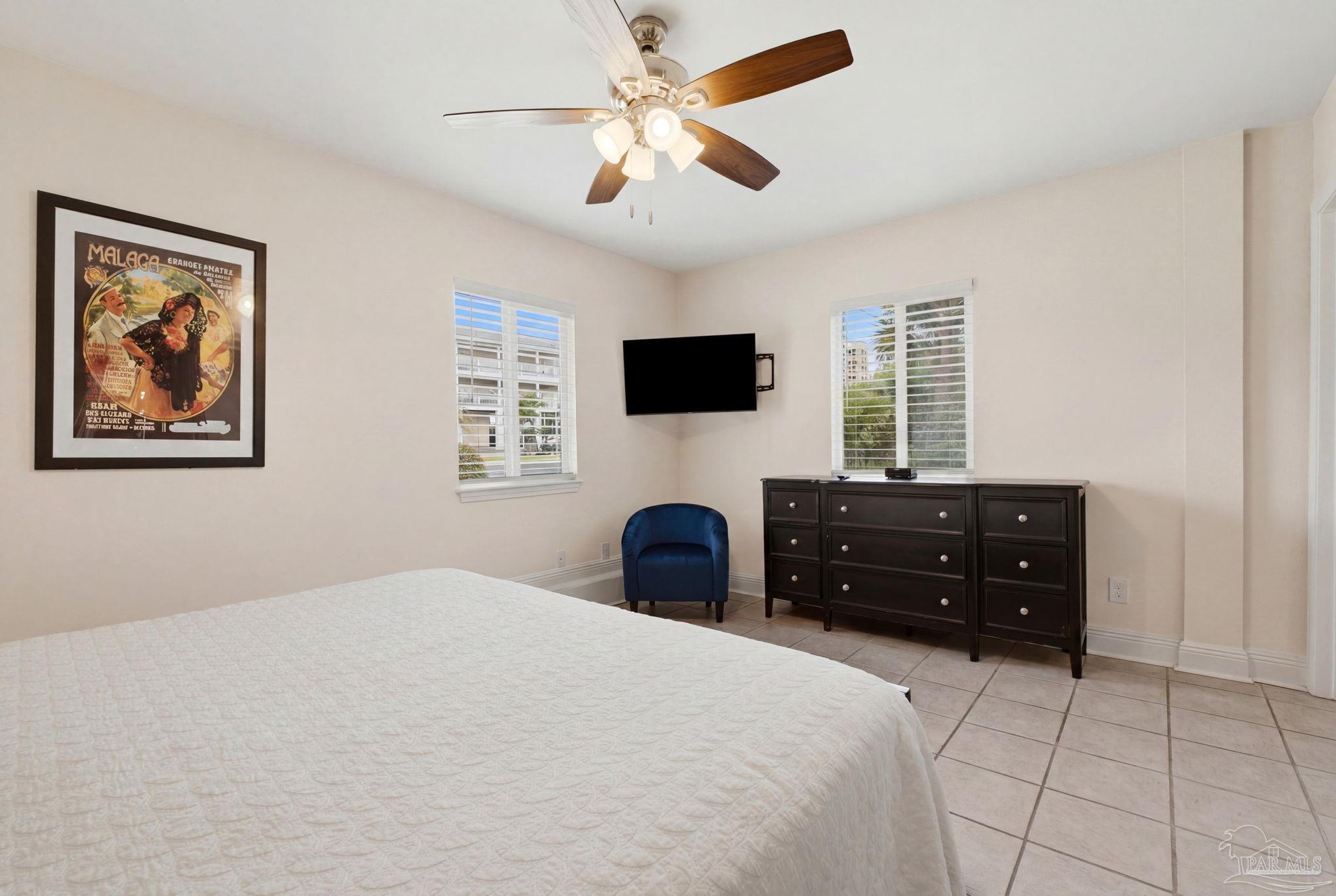123 Via Deluna Dr