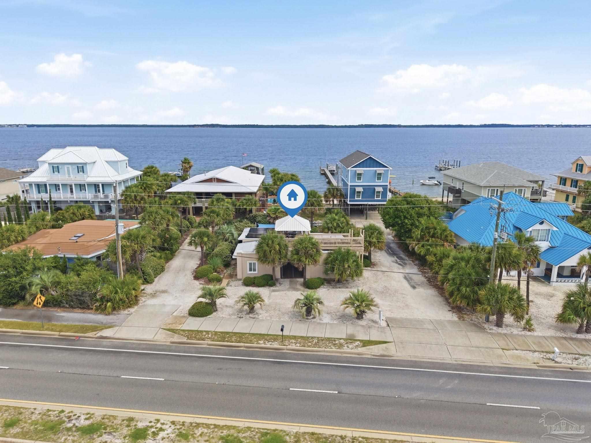 123 Via Deluna Dr