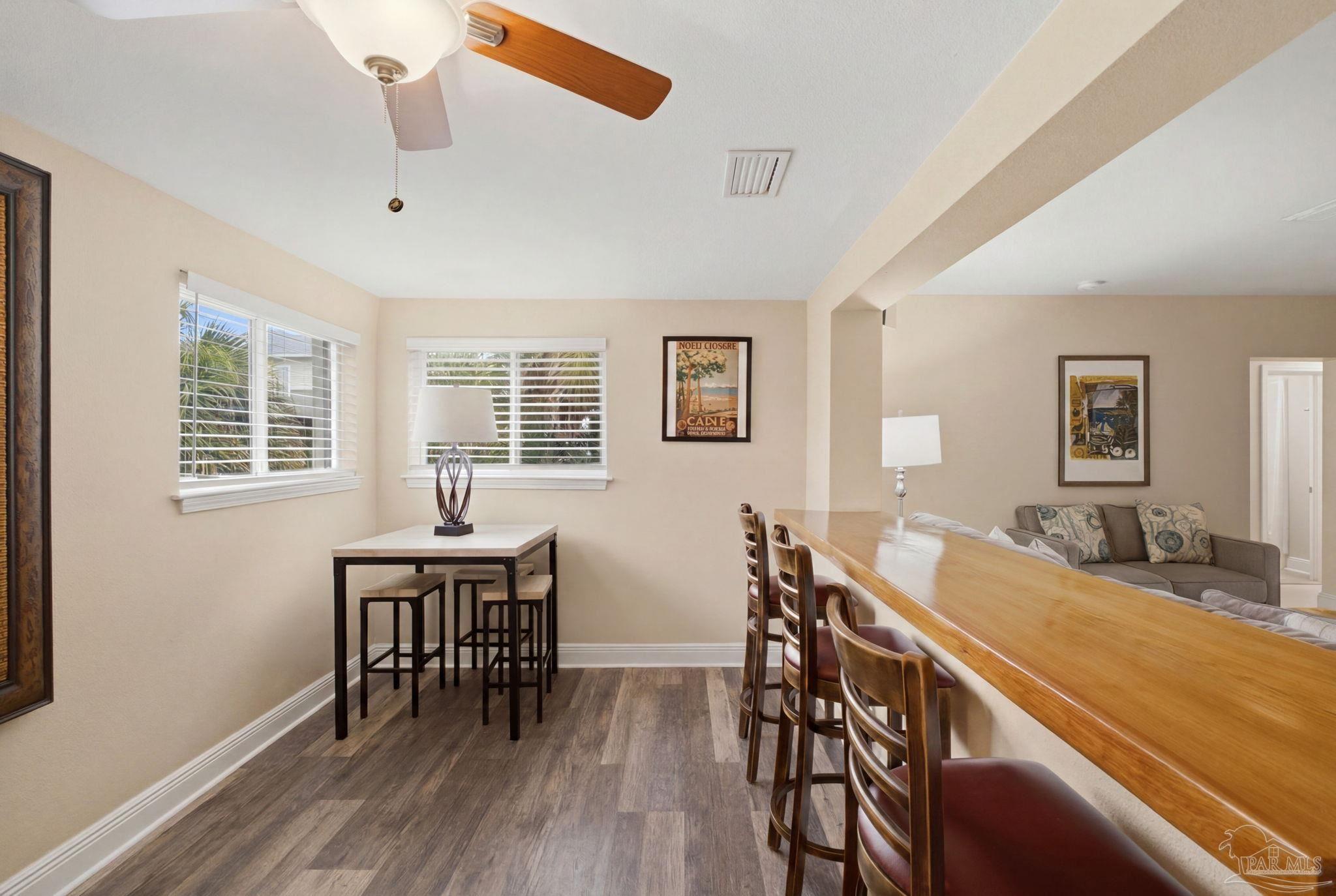 123 Via Deluna Dr