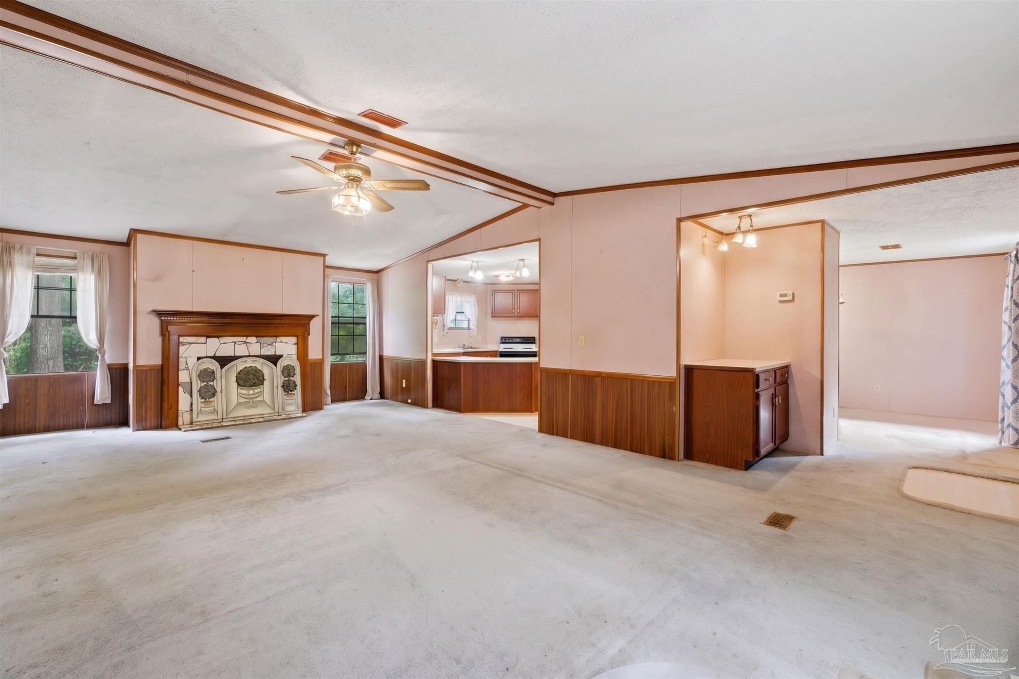 8331 Everett Ave