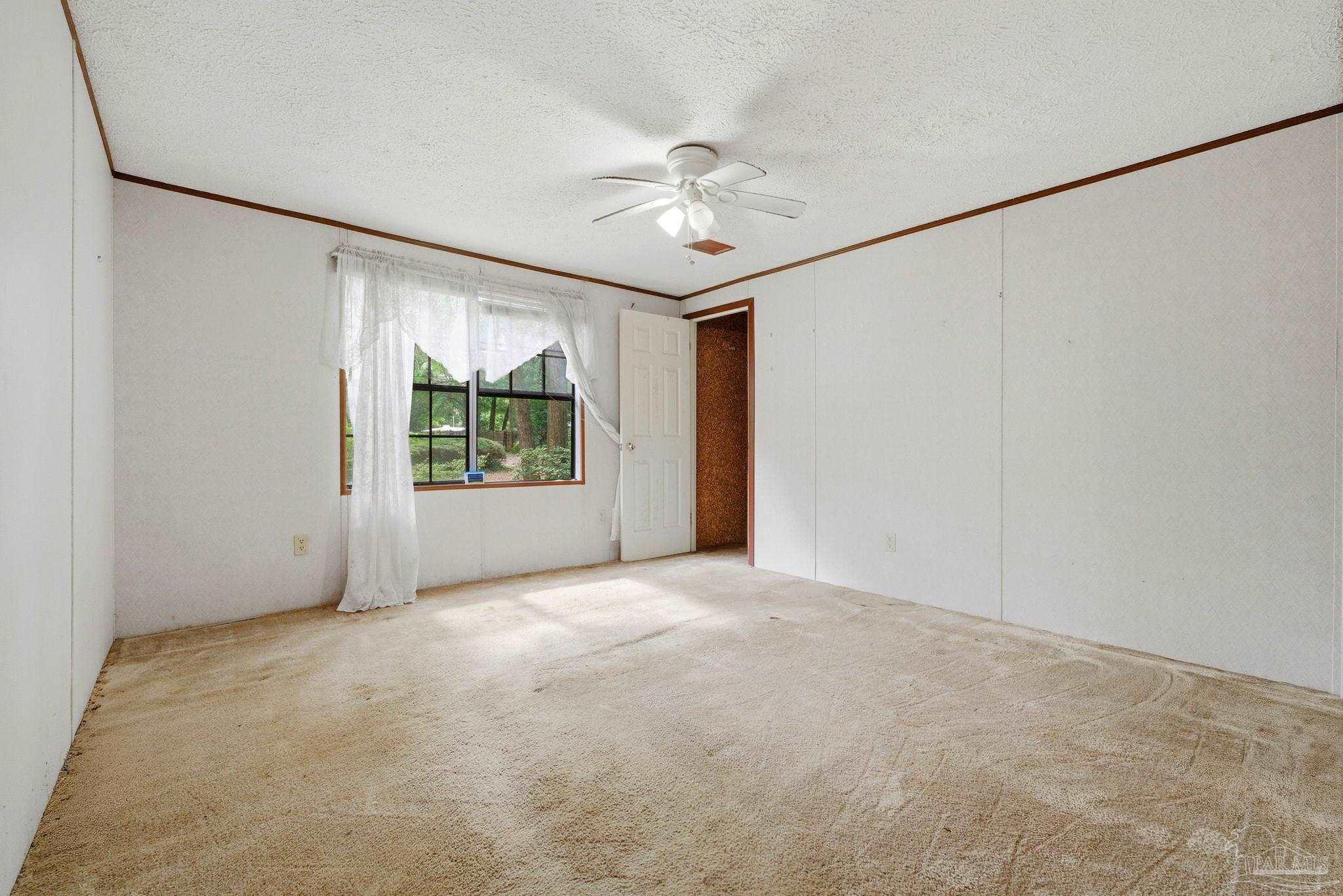 8331 Everett Ave