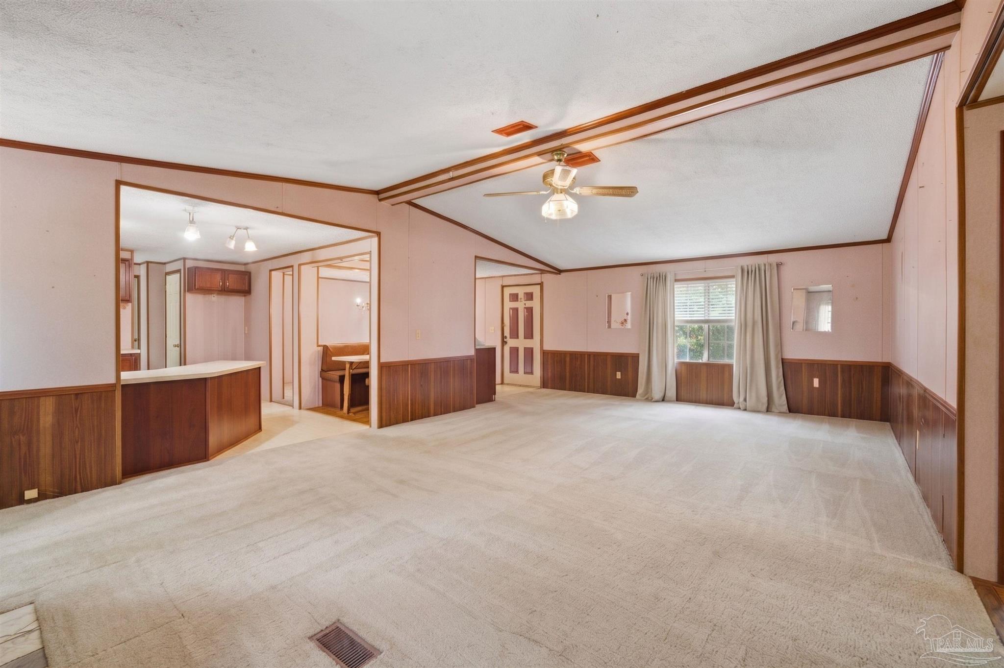 8331 Everett Ave