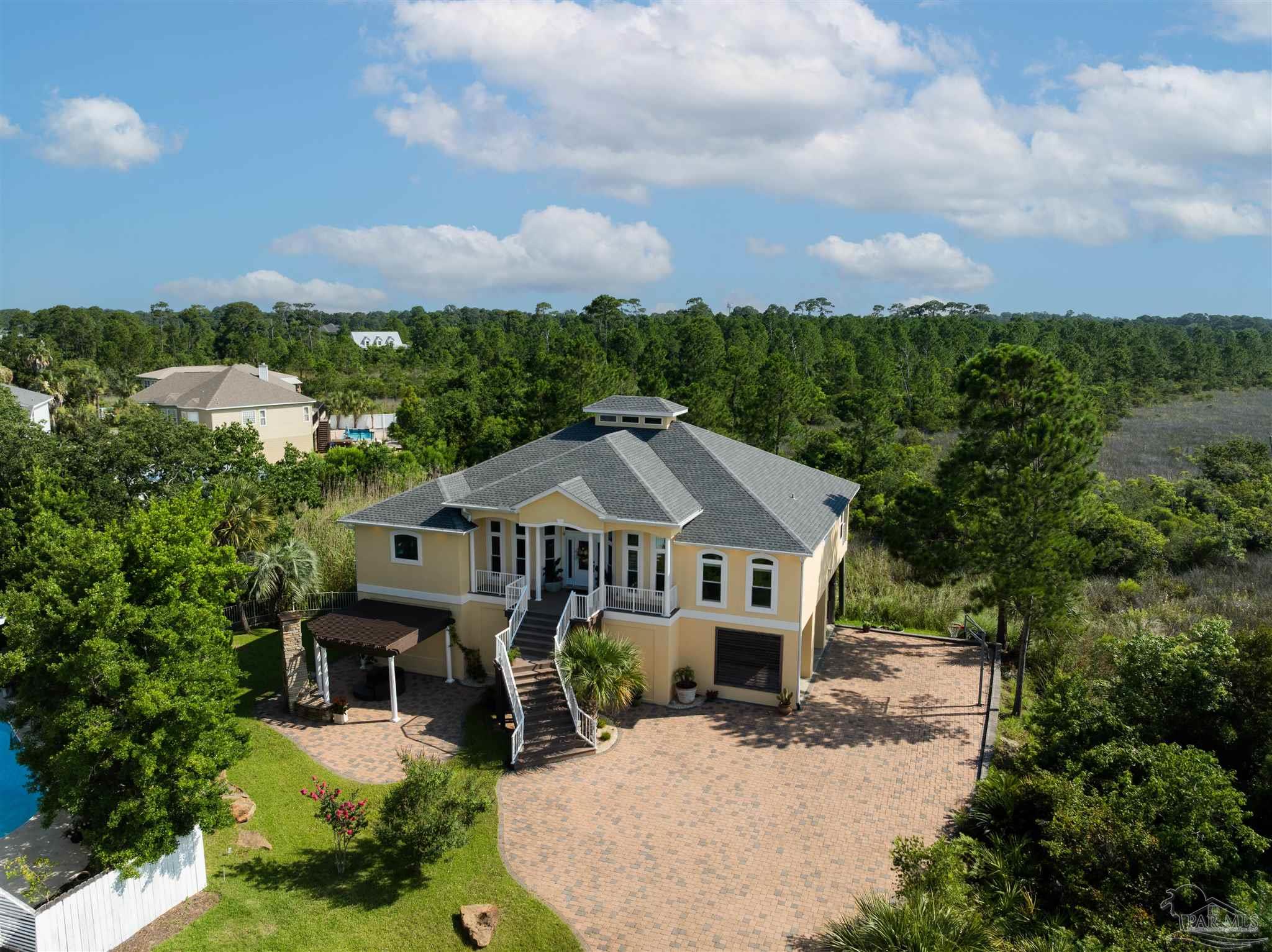 418 Deer Point Dr