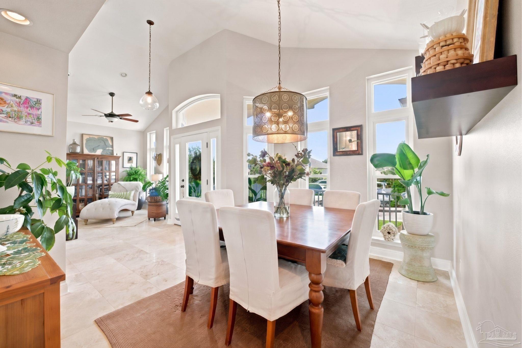 418 Deer Point Dr