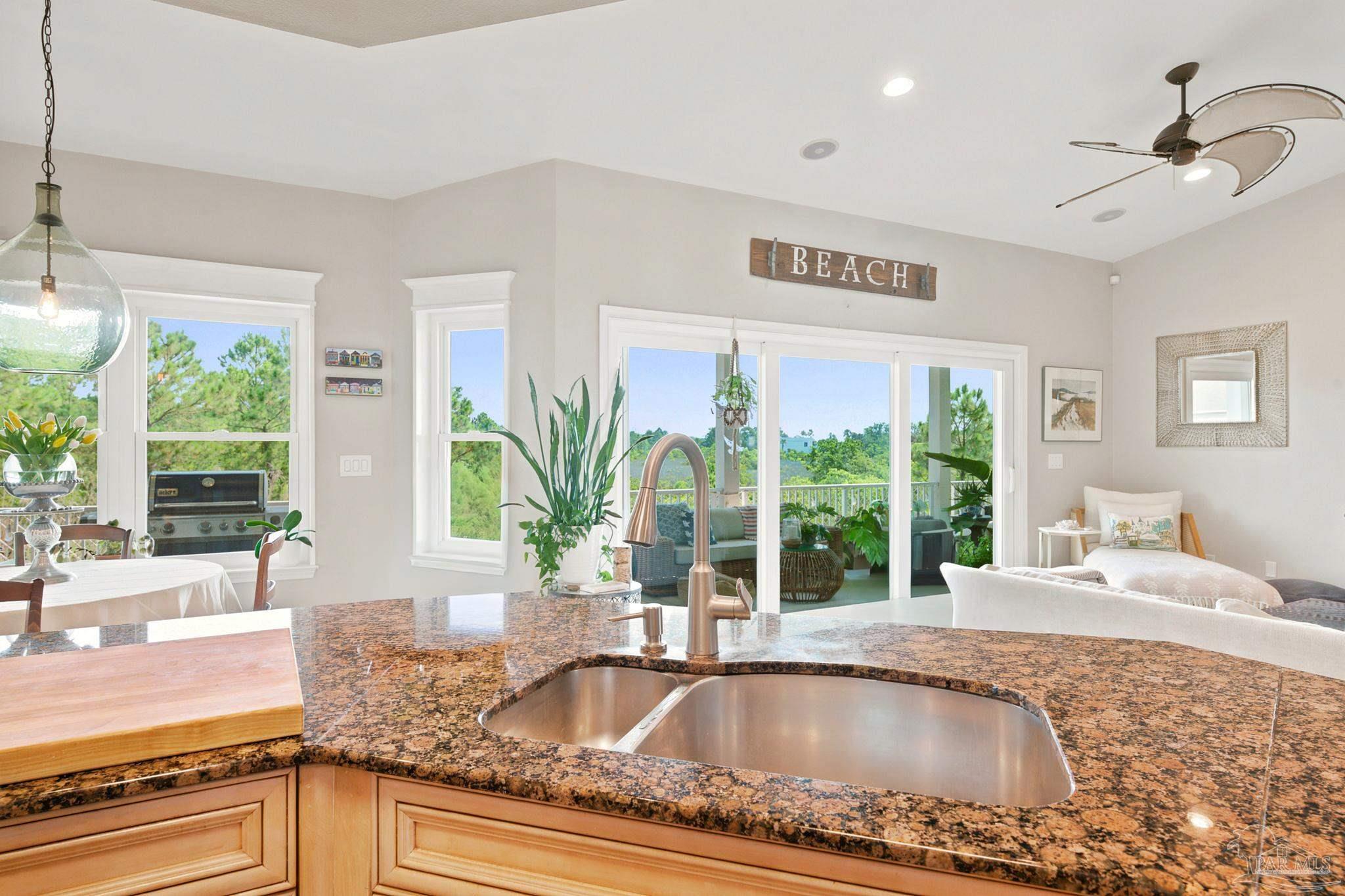 418 Deer Point Dr