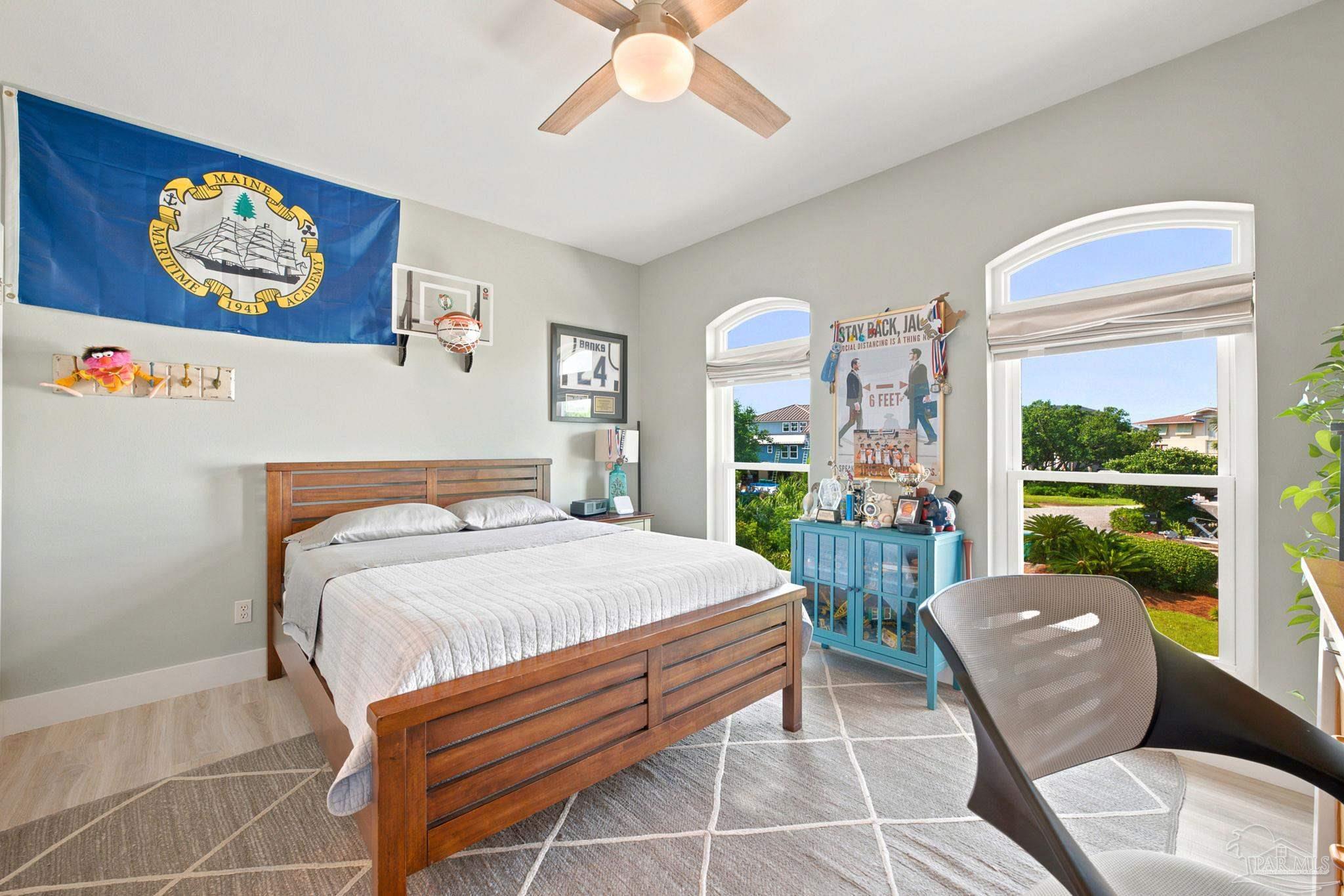 418 Deer Point Dr