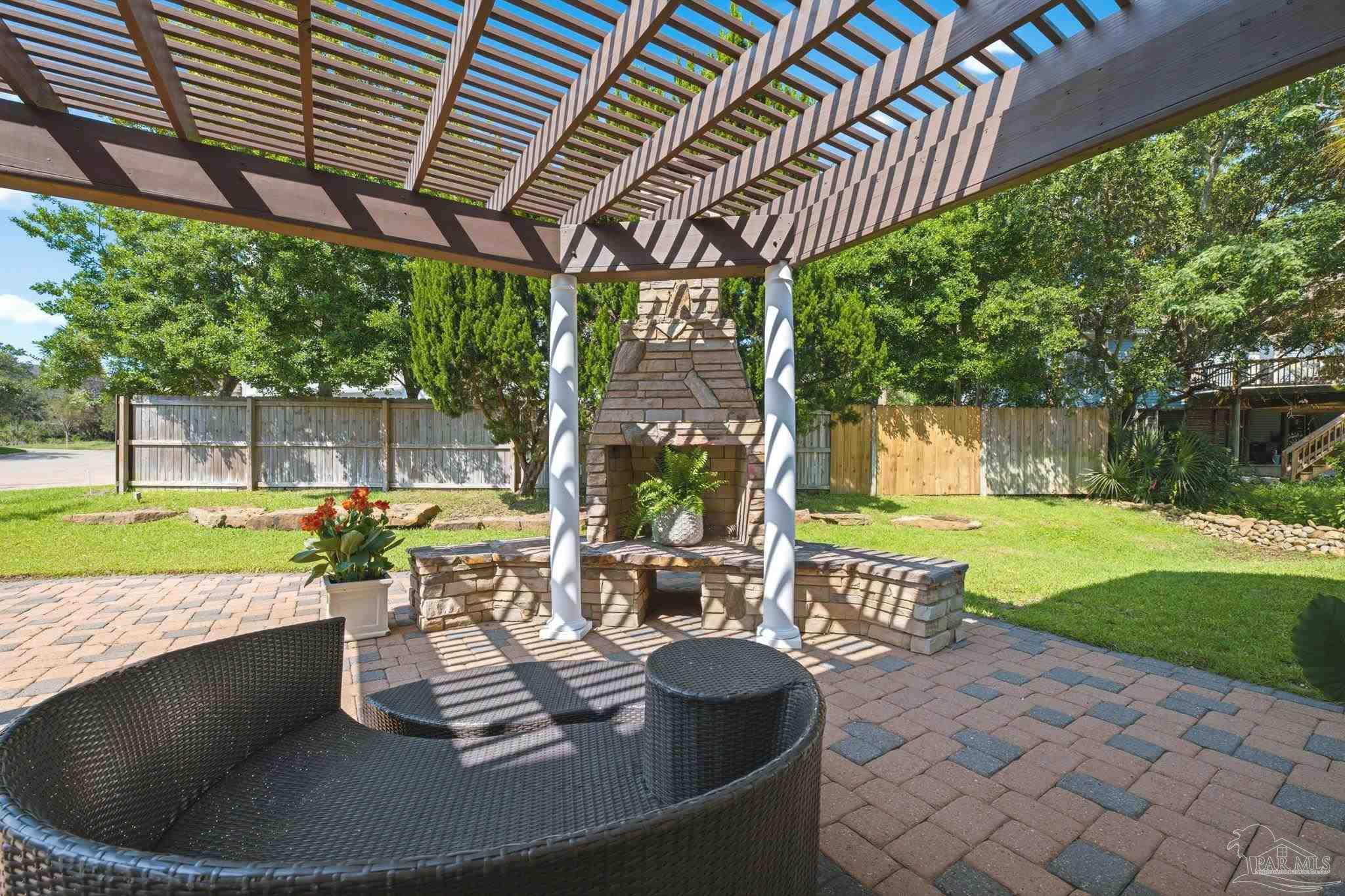 418 Deer Point Dr