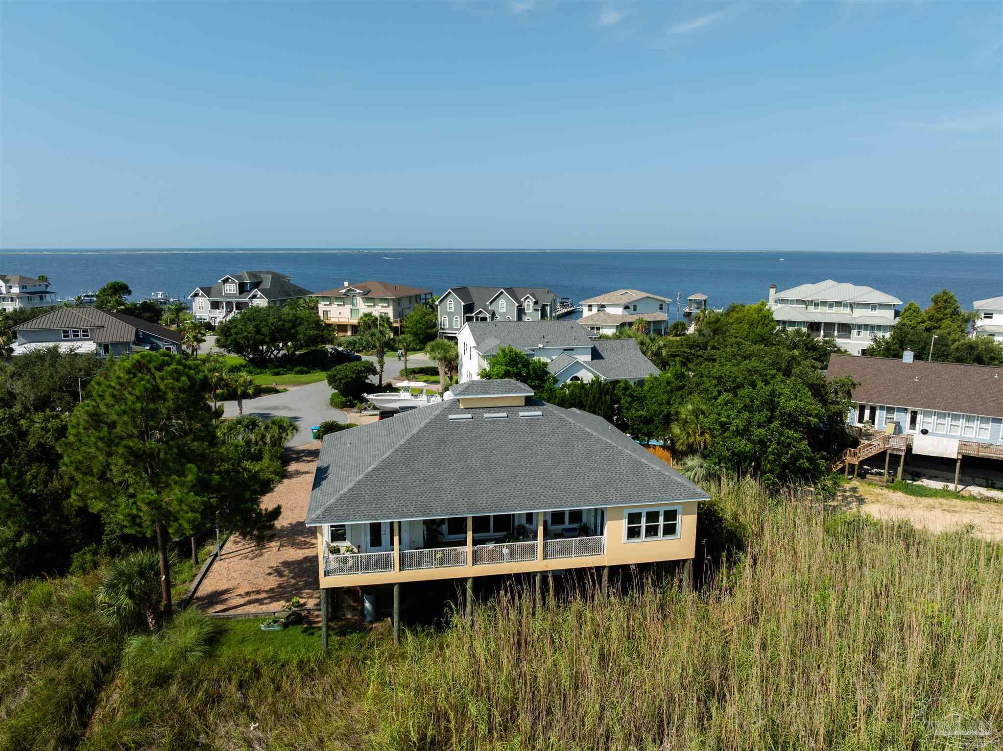 418 Deer Point Dr