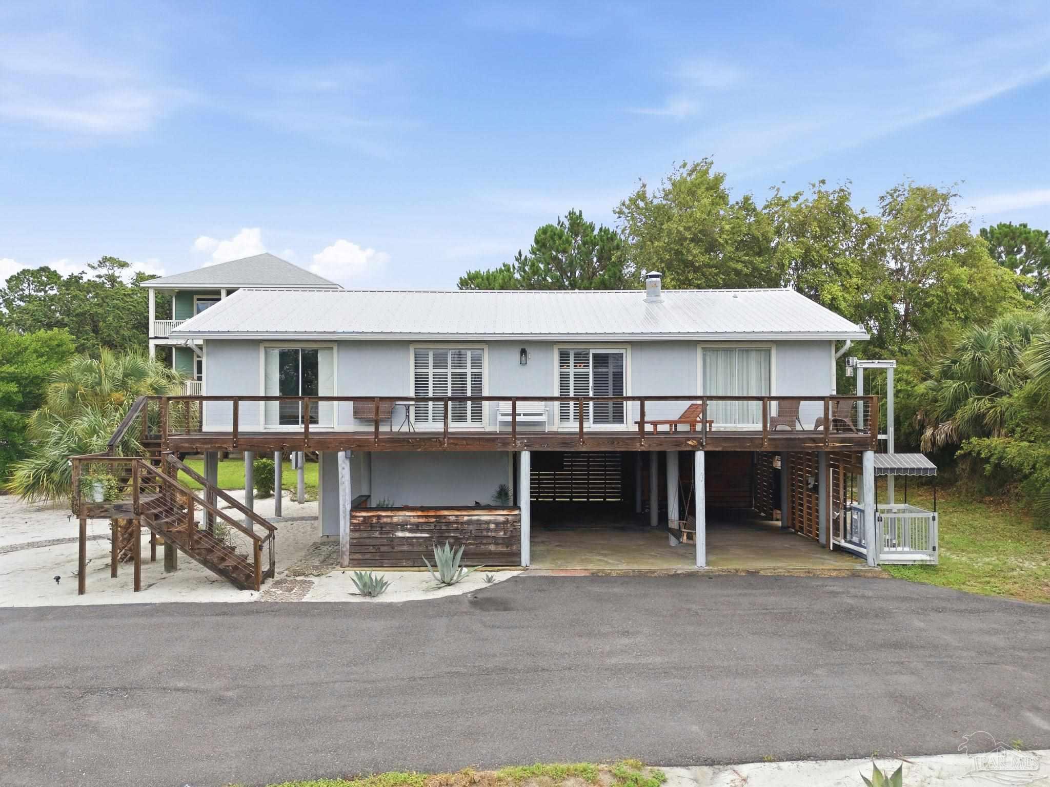 1038 Magnolia Ave