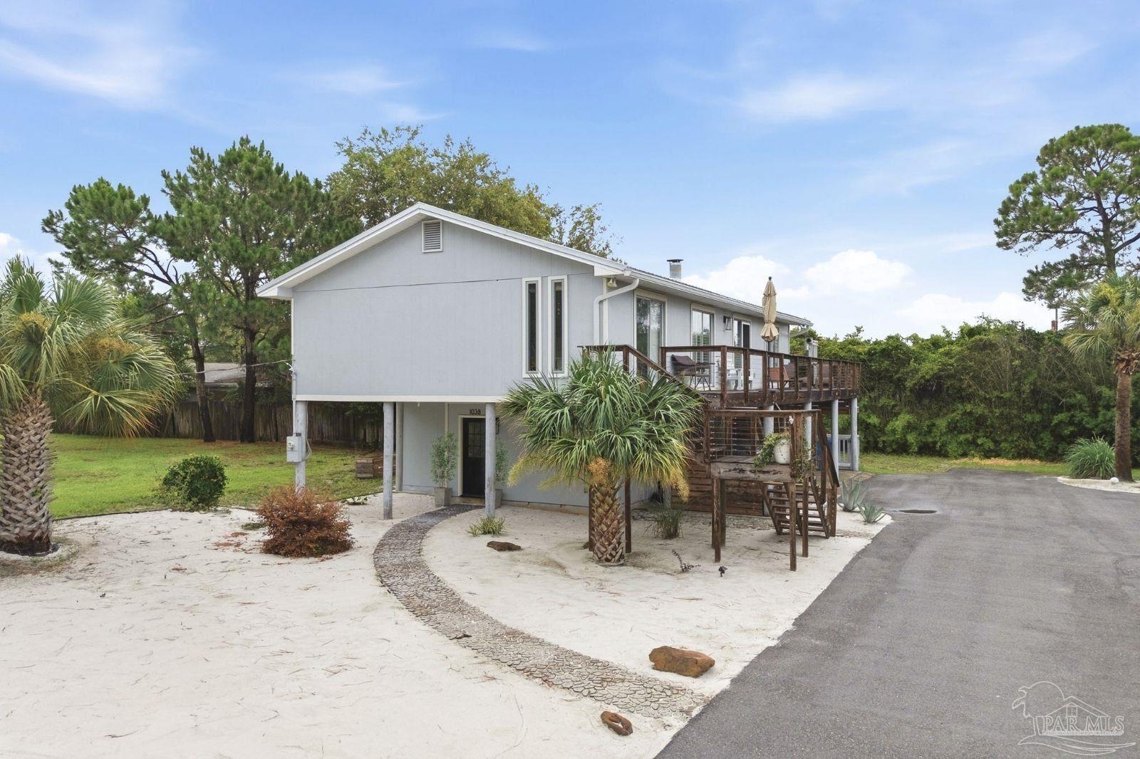 1038 Magnolia Ave