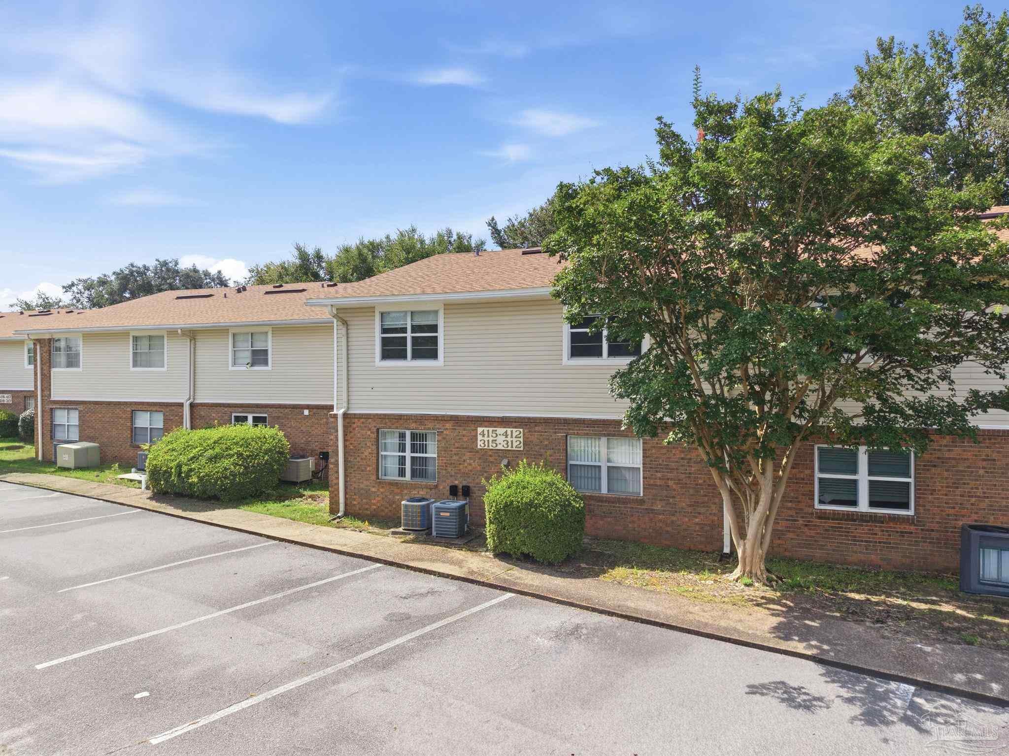 1200 Shoreline Dr # 313
