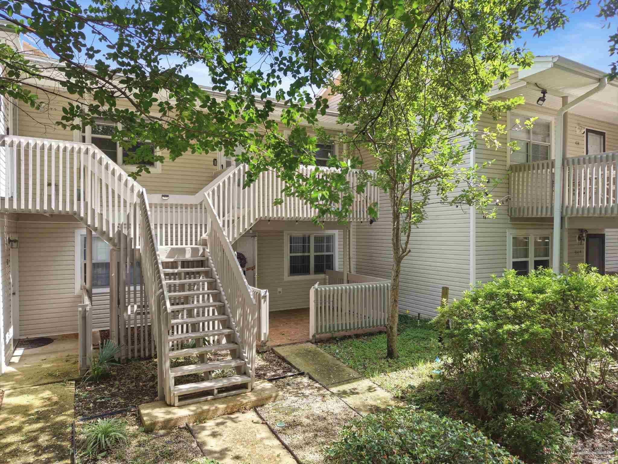 1200 Shoreline Dr # 313