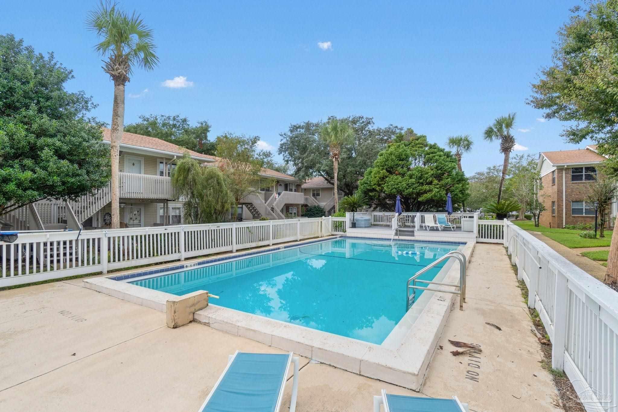 1200 Shoreline Dr # 313