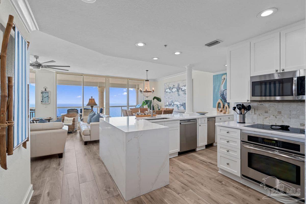 18 Via Deluna Dr # 1404