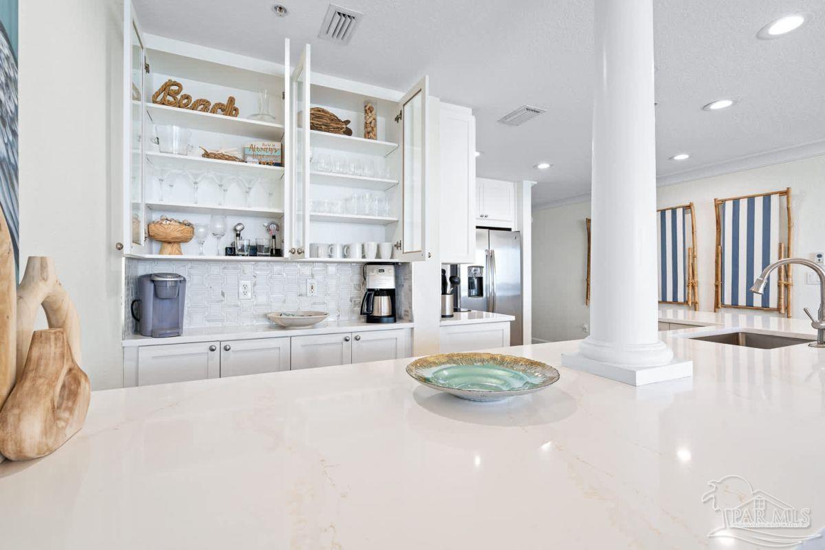 18 Via Deluna Dr # 1404