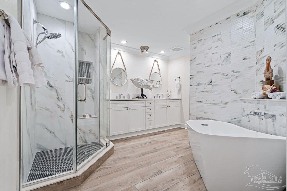 18 Via Deluna Dr # 1404