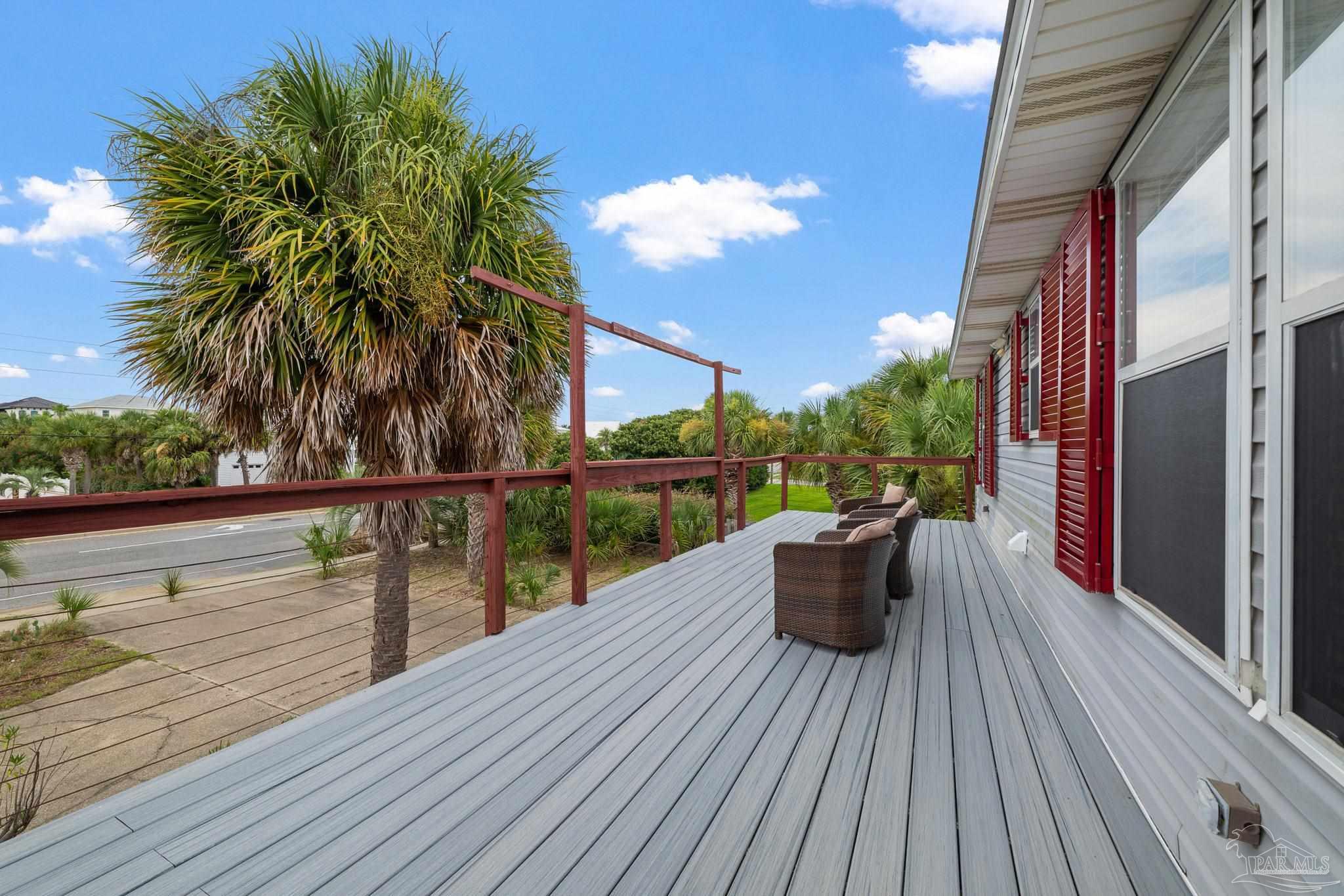 1012 Via Deluna Dr