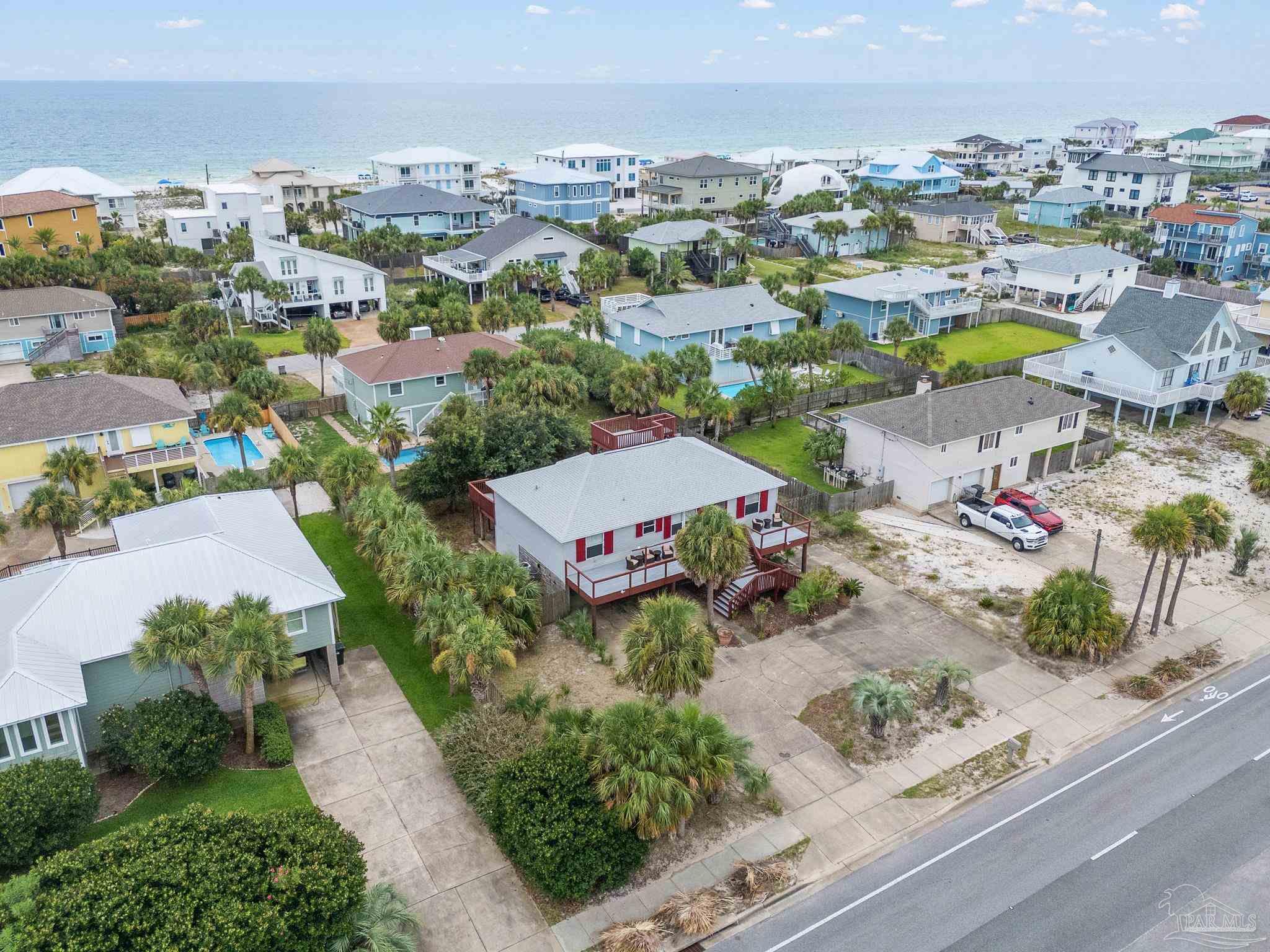 1012 Via Deluna Dr