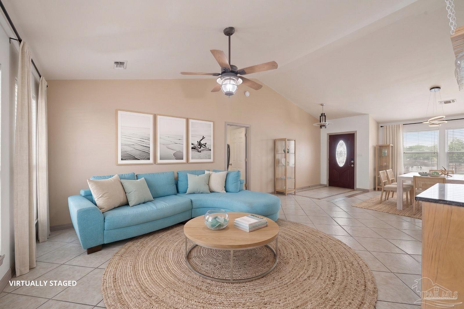 1012 Via Deluna Dr