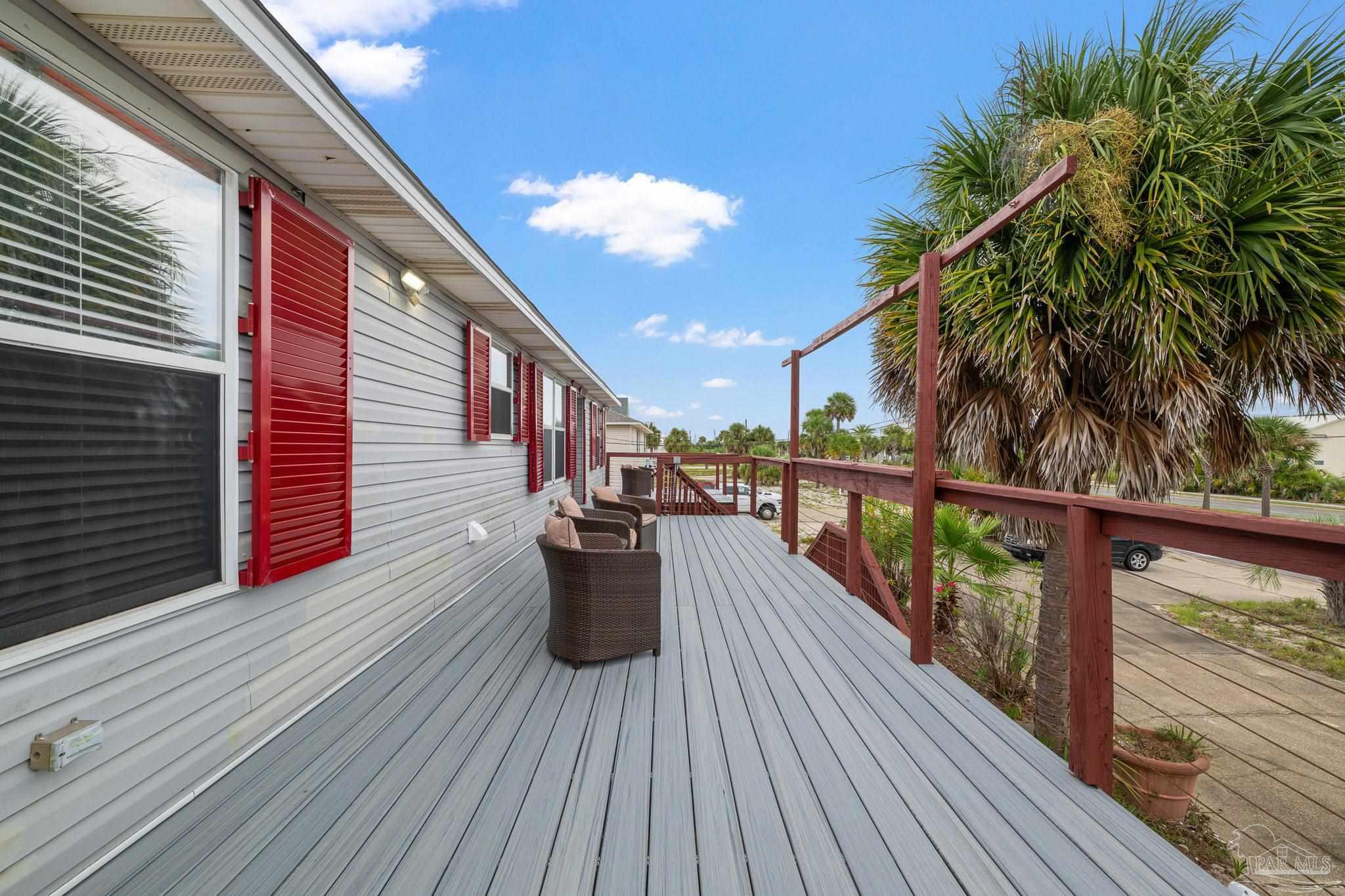 1012 Via Deluna Dr