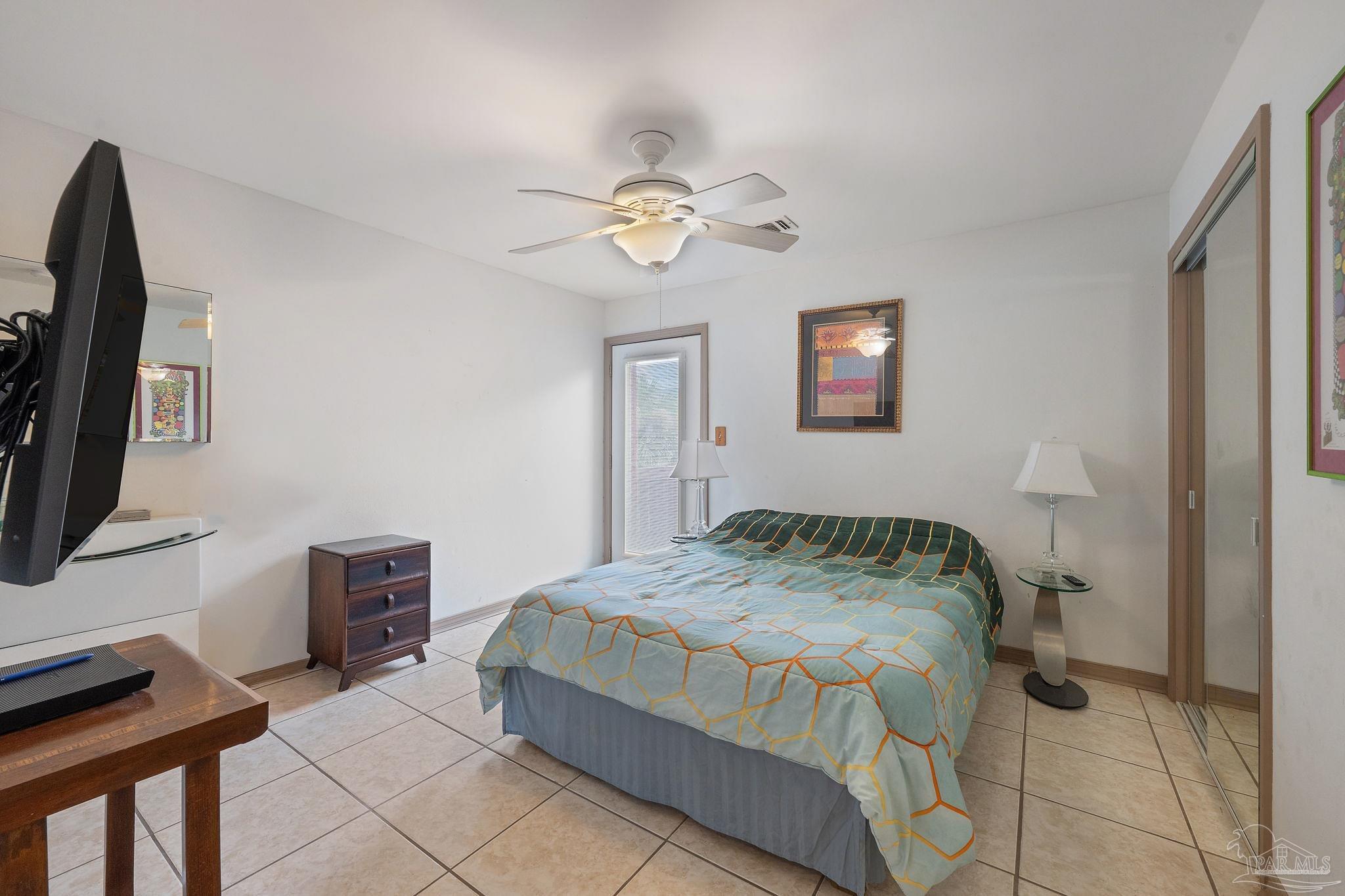 1012 Via Deluna Dr