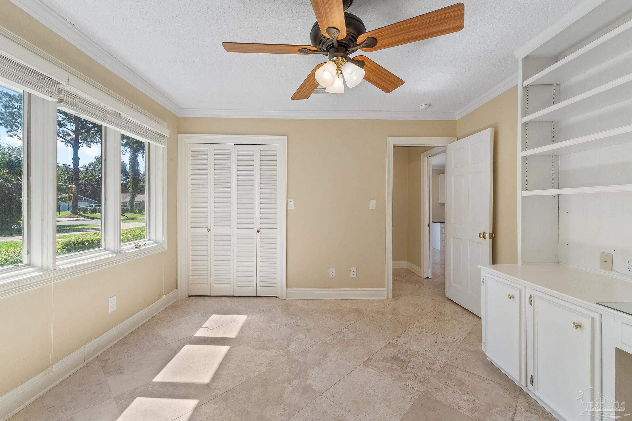 801 Bay Cliffs Rd