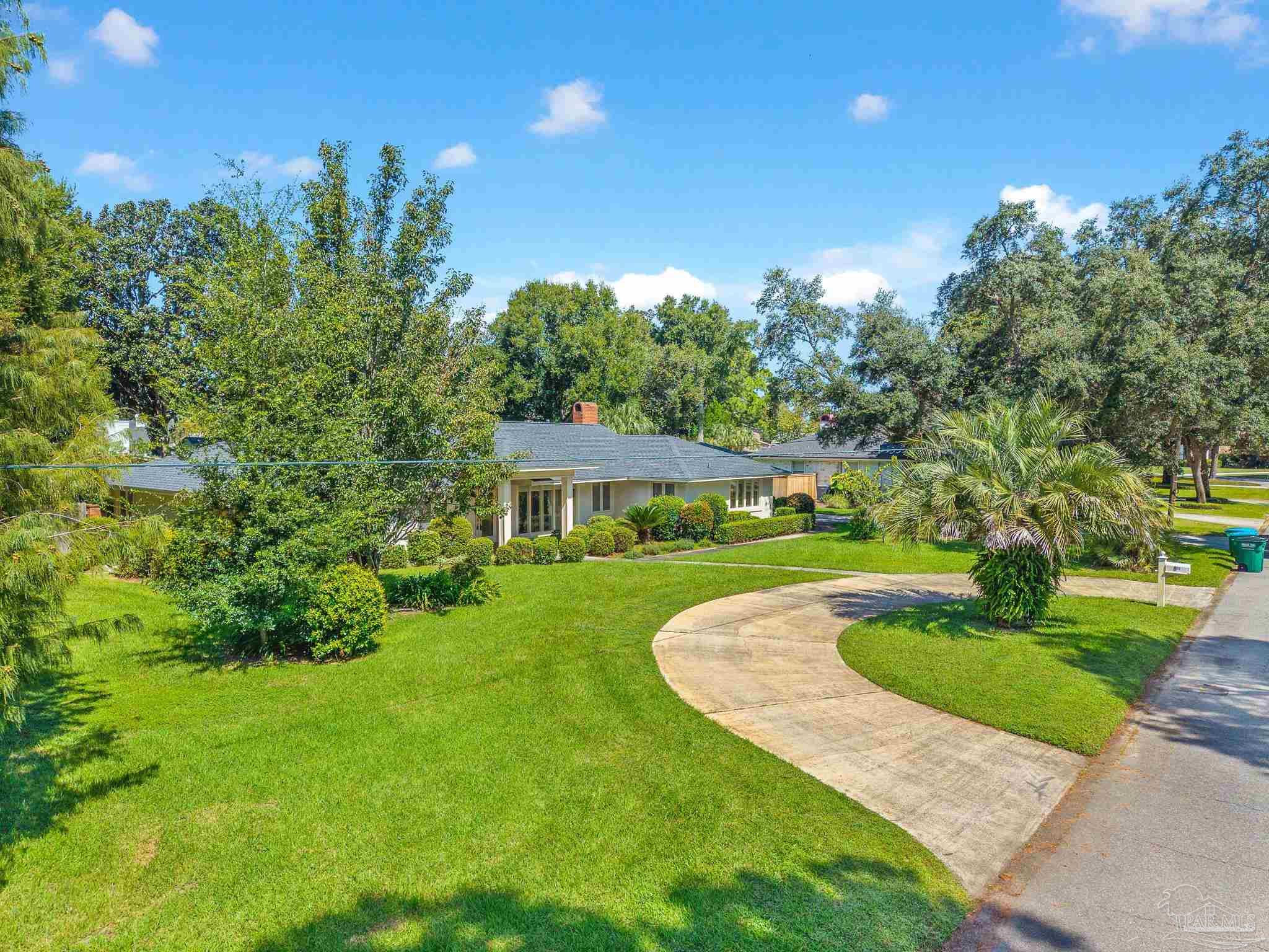 801 Bay Cliffs Rd