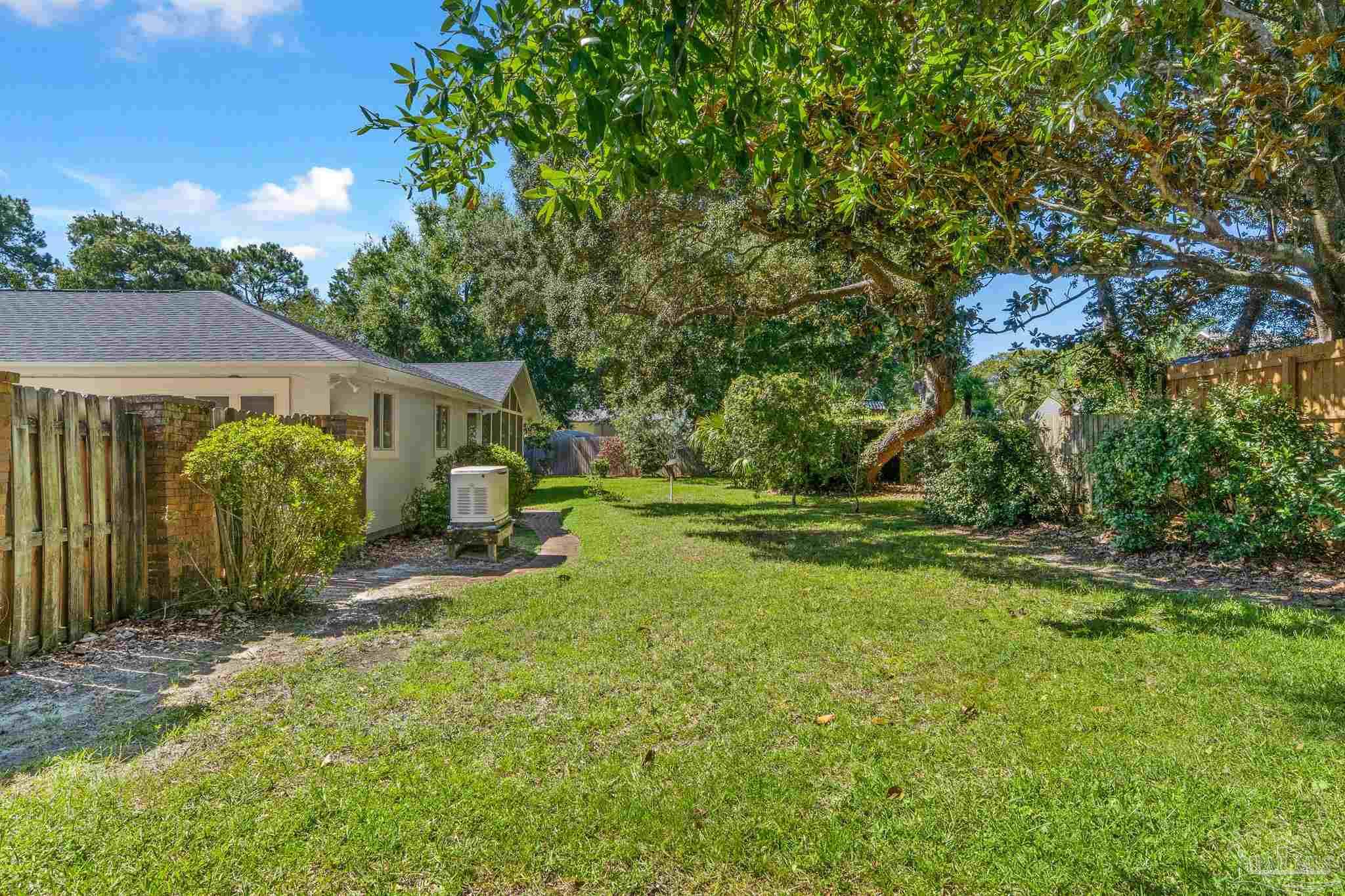 801 Bay Cliffs Rd