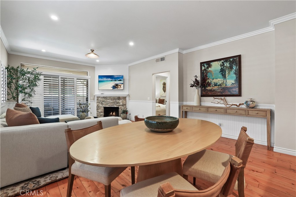366 Villa Point