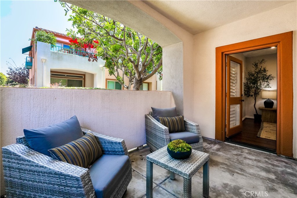 366 Villa Point