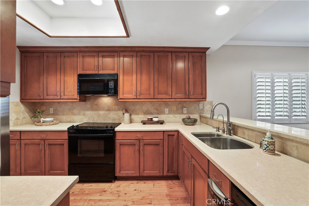 366 Villa Point