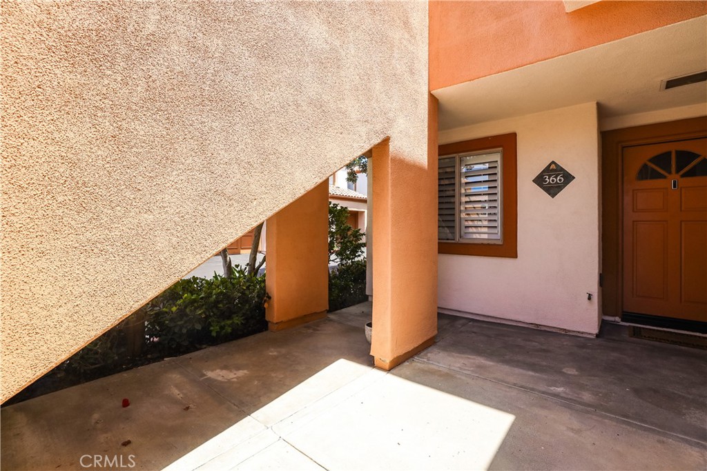 366 Villa Point