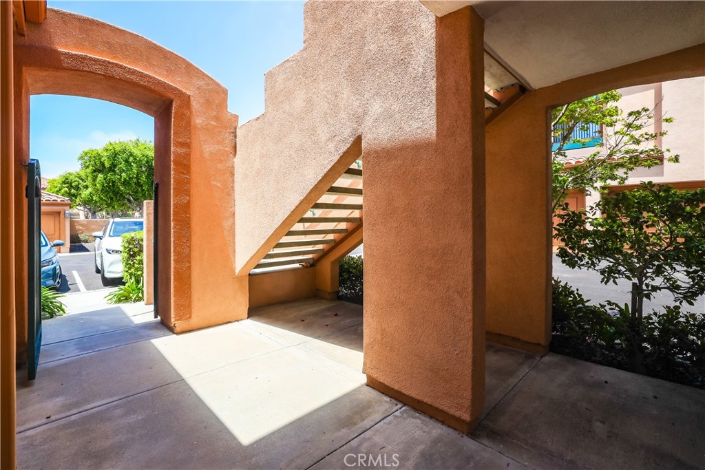 366 Villa Point