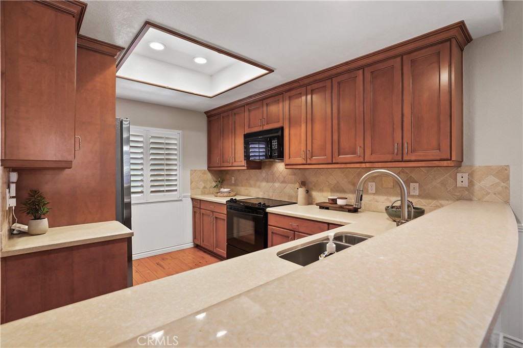 366 Villa Point