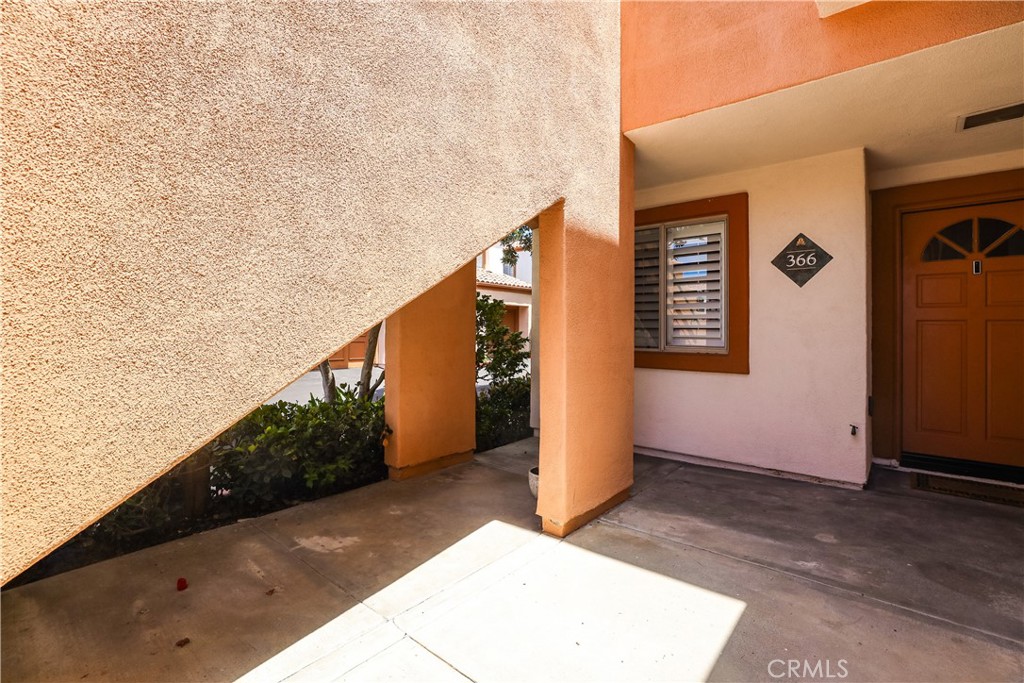 366 Villa Point