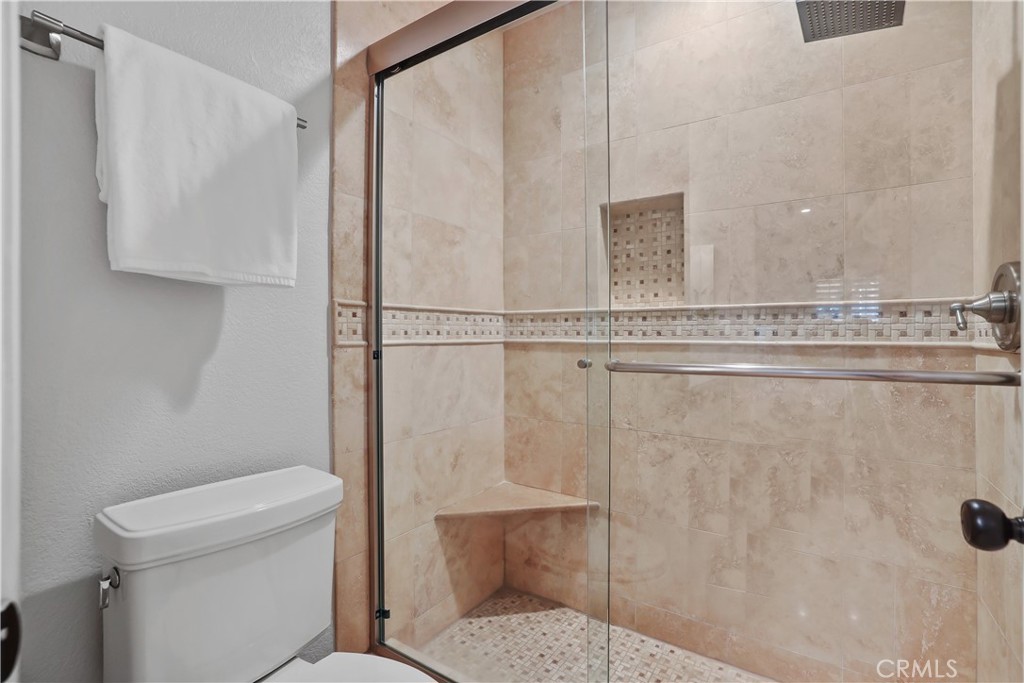 366 Villa Point