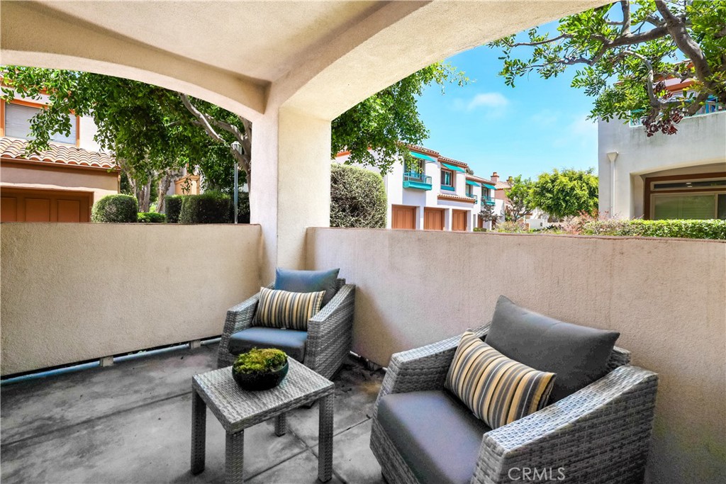 366 Villa Point