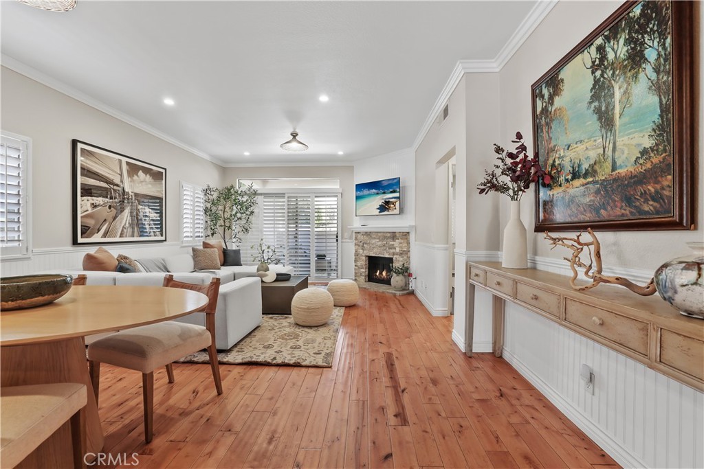 366 Villa Point