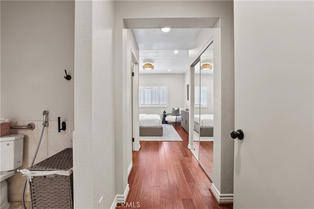366 Villa Point