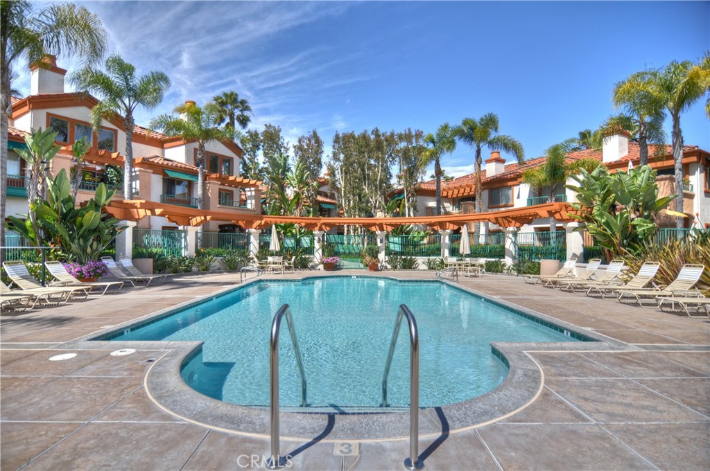 366 Villa Point