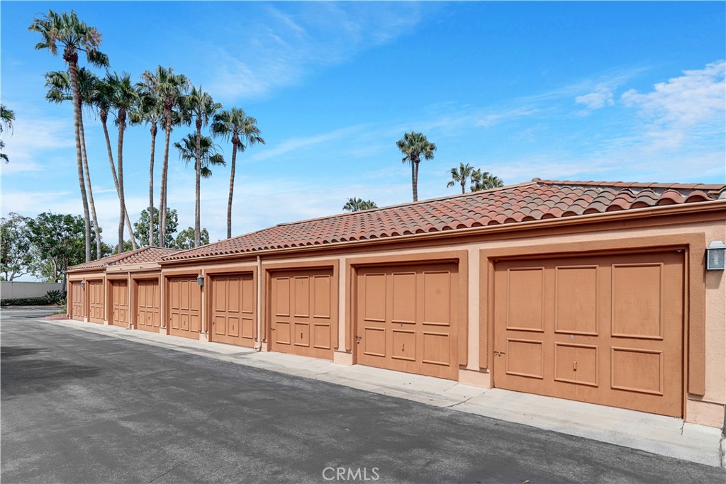 366 Villa Point