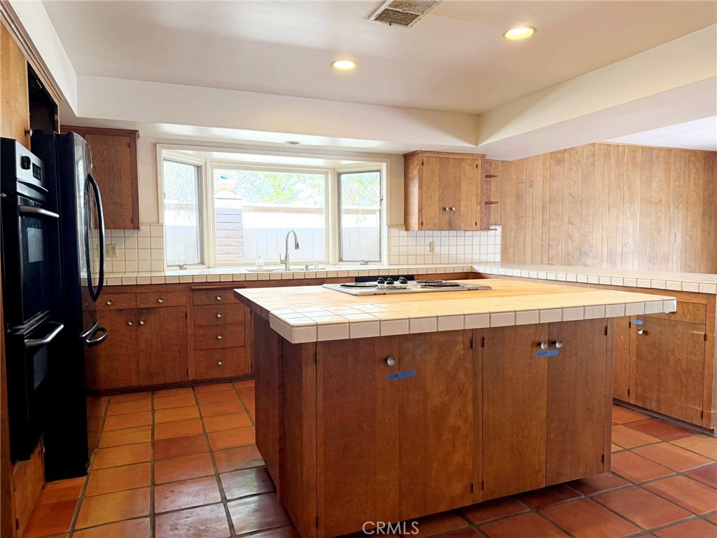 2012 Nautilus Lane